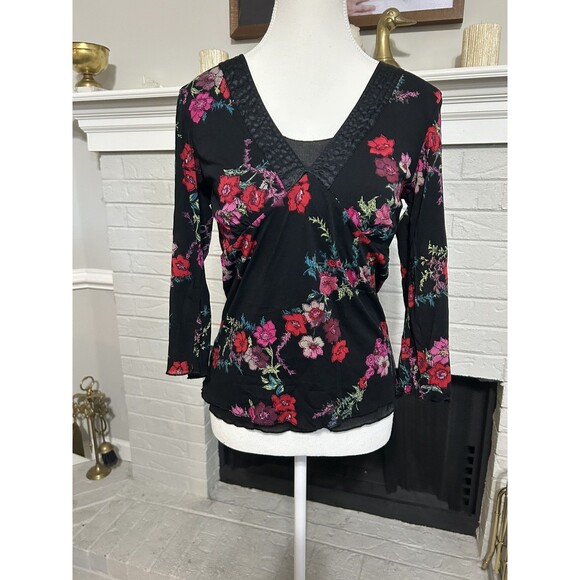 Vintage Y2K Large Old Navy Perfect Fit Floral Black/Pink/Red Ruffled Shirt - Picture 1 of 5